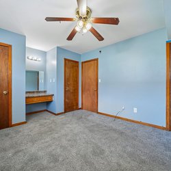 interior view Twin Gates